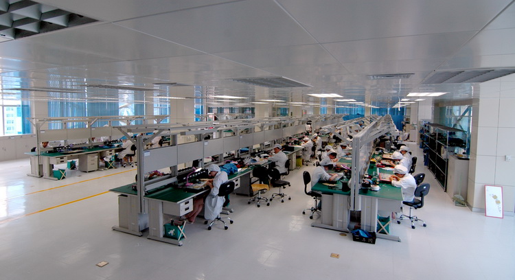 井然有序的計算機生產線