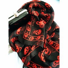 經(jīng)典絲巾產(chǎn)品大全 從優(yōu)雅圍巾到時(shí)尚宣言